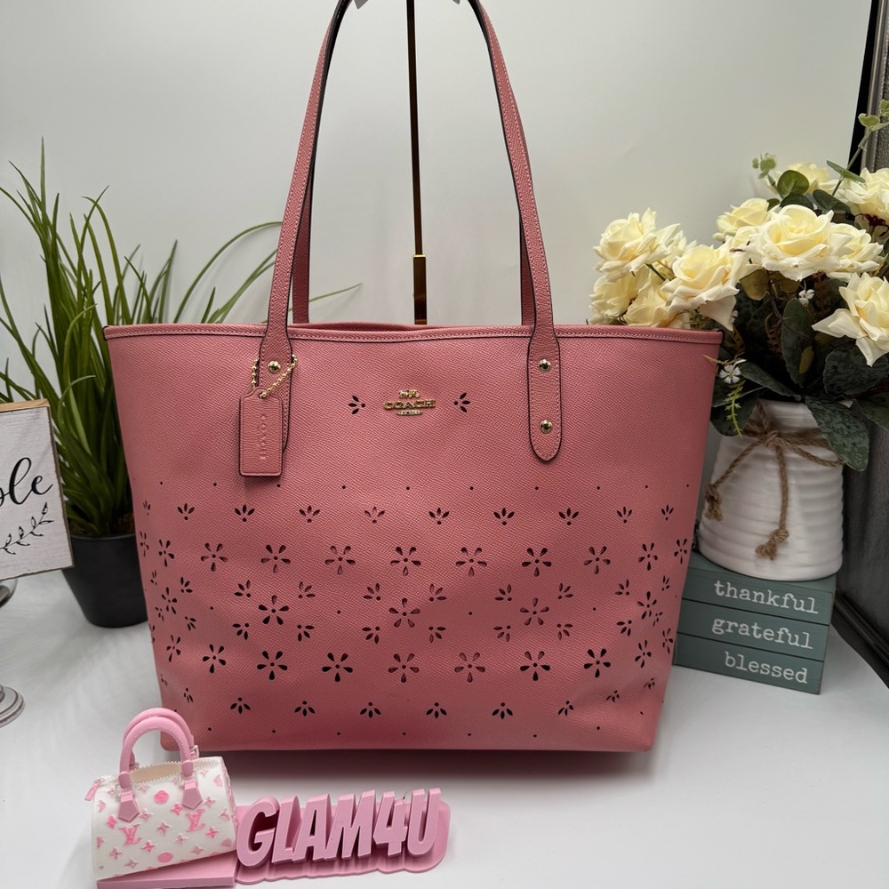 COACH City Tote in Dusty Rose Floral Laser Cut 2018